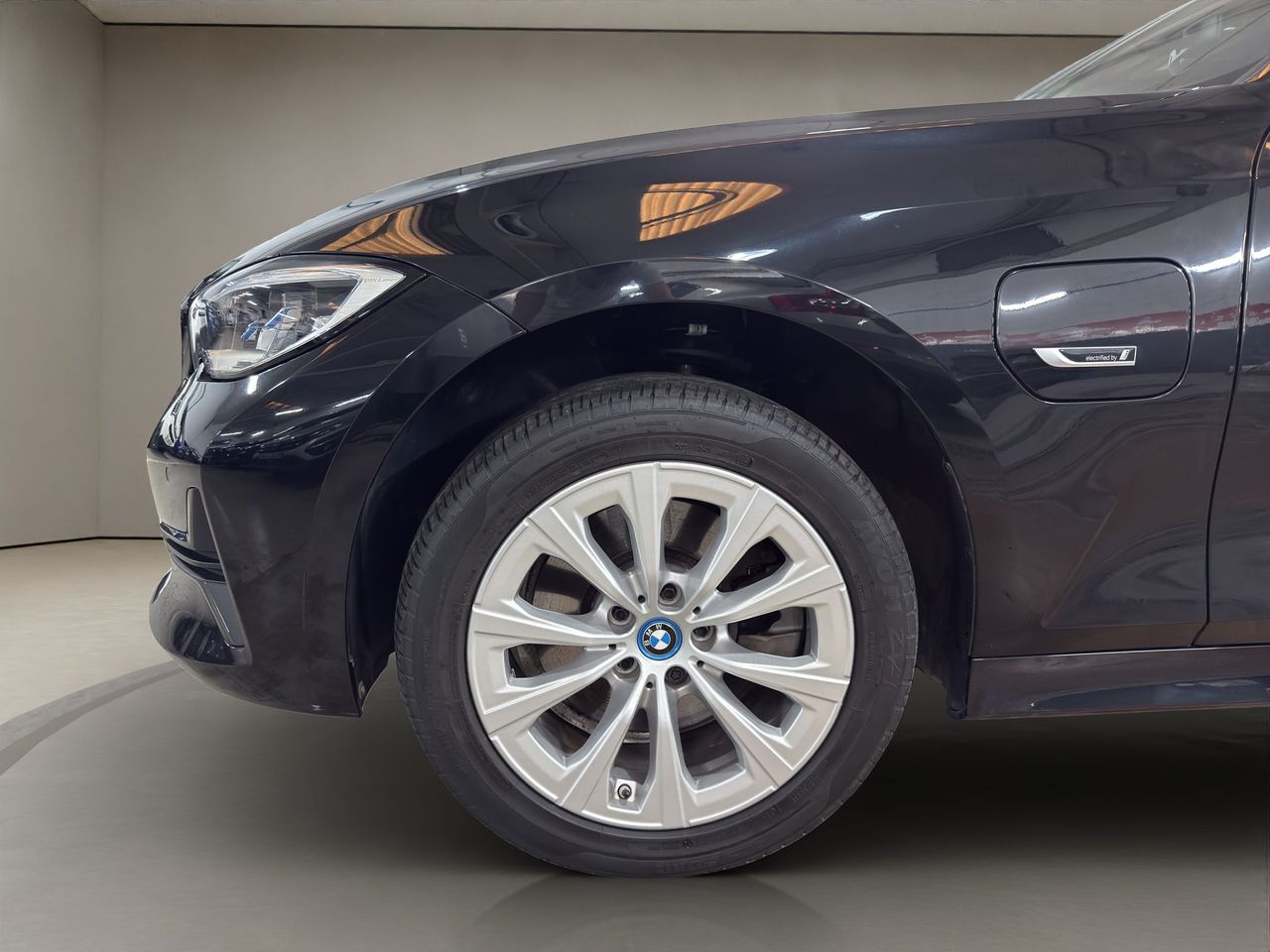 BMW Serie 3 330e xDrive Touring - Foto 2