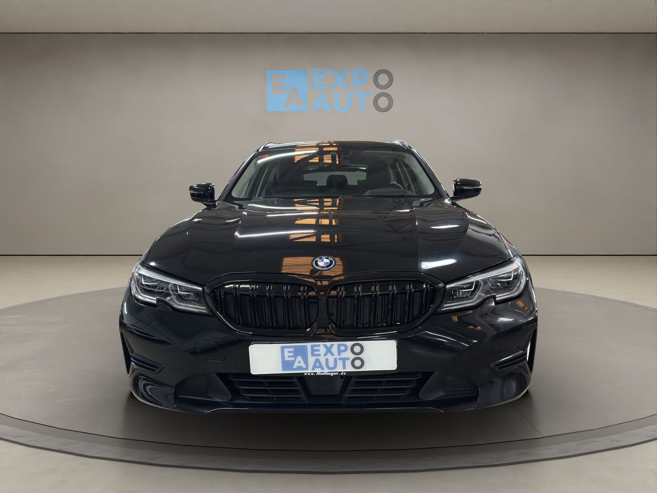 BMW Serie 3 330e xDrive Touring - Foto 2