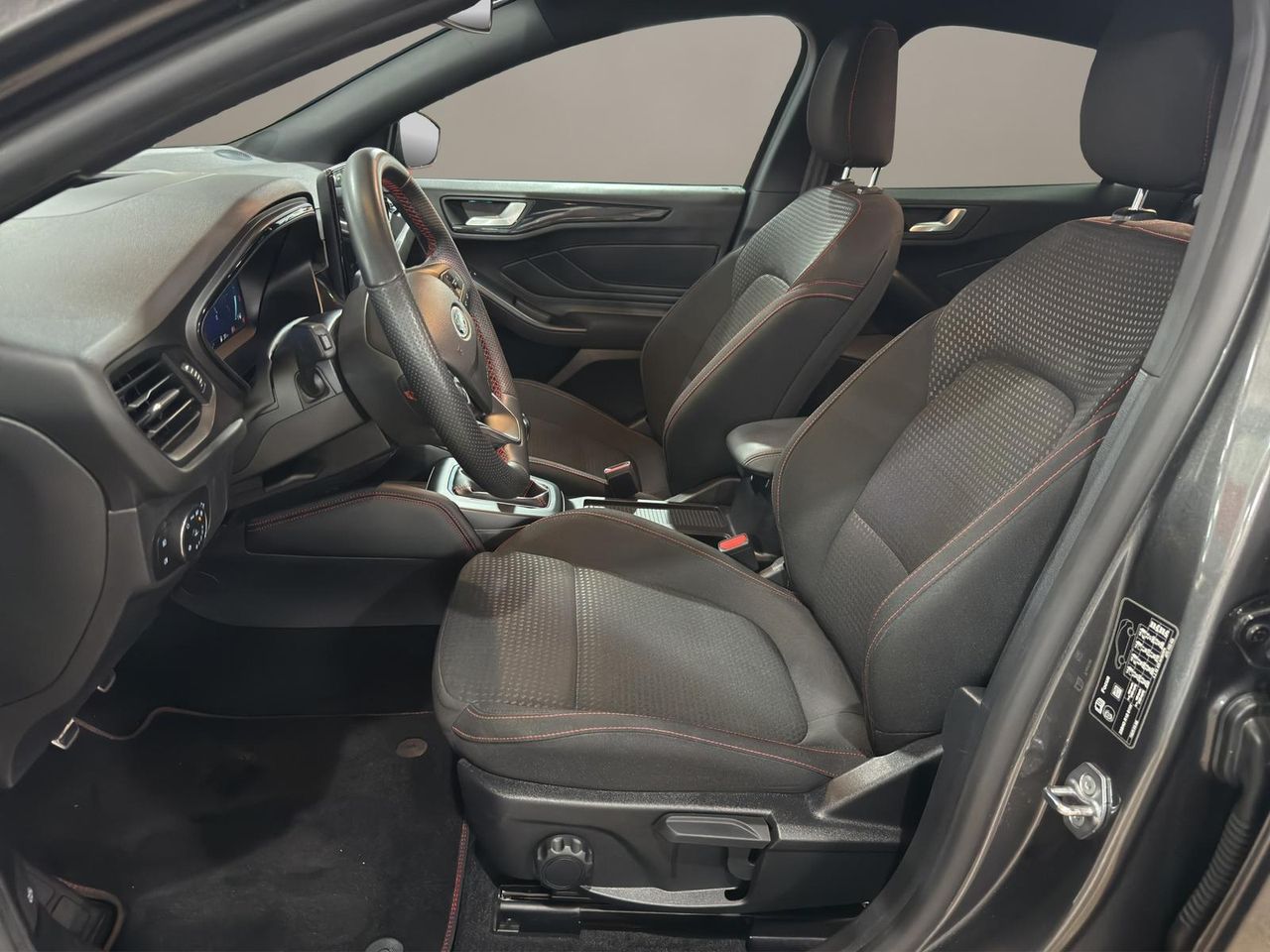 Ford Focus 1.0 Ecoboost MHEV 92kW ST-Line - Foto 2