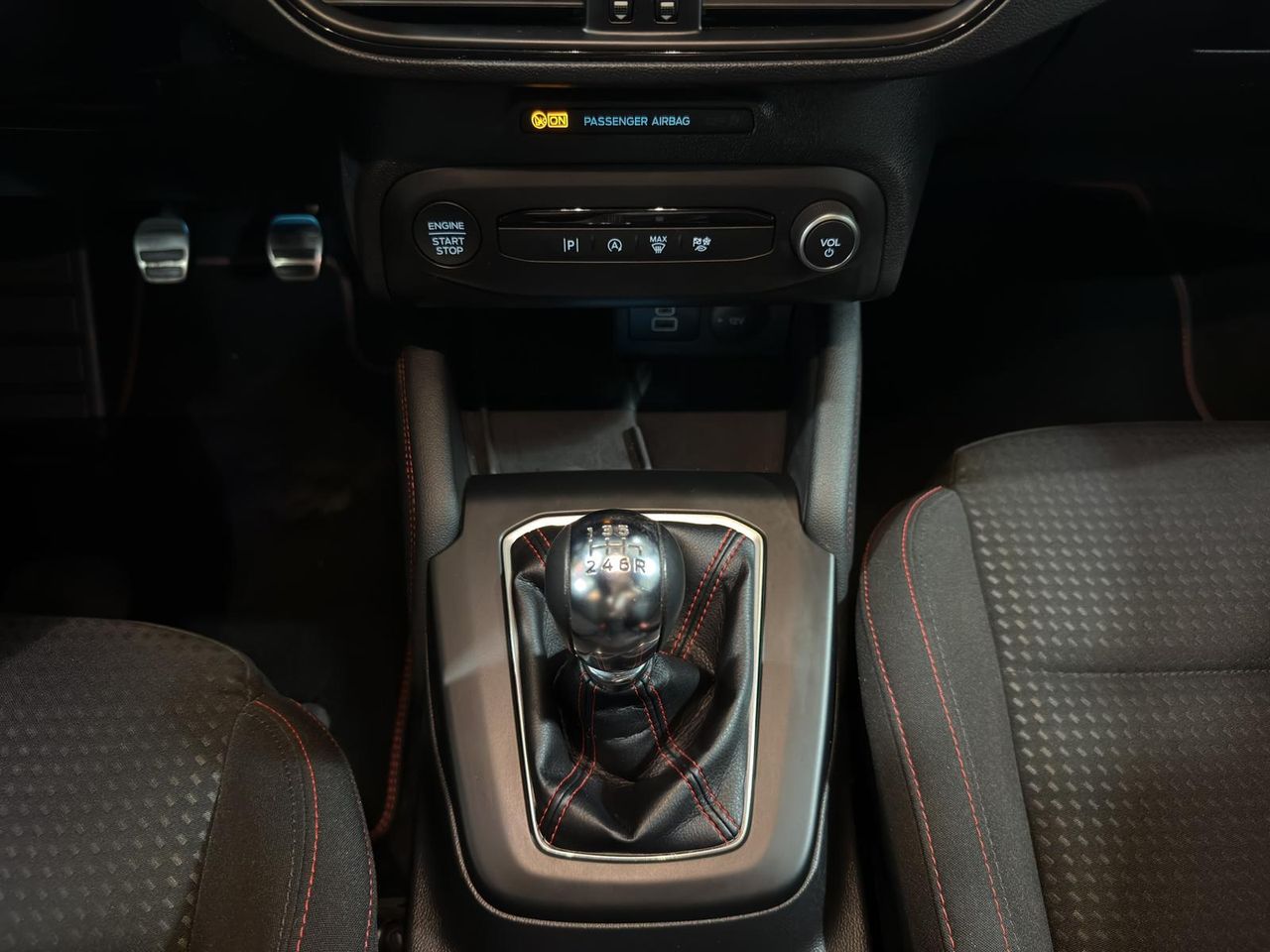 Ford Focus 1.0 Ecoboost MHEV 92kW ST-Line - Foto 2