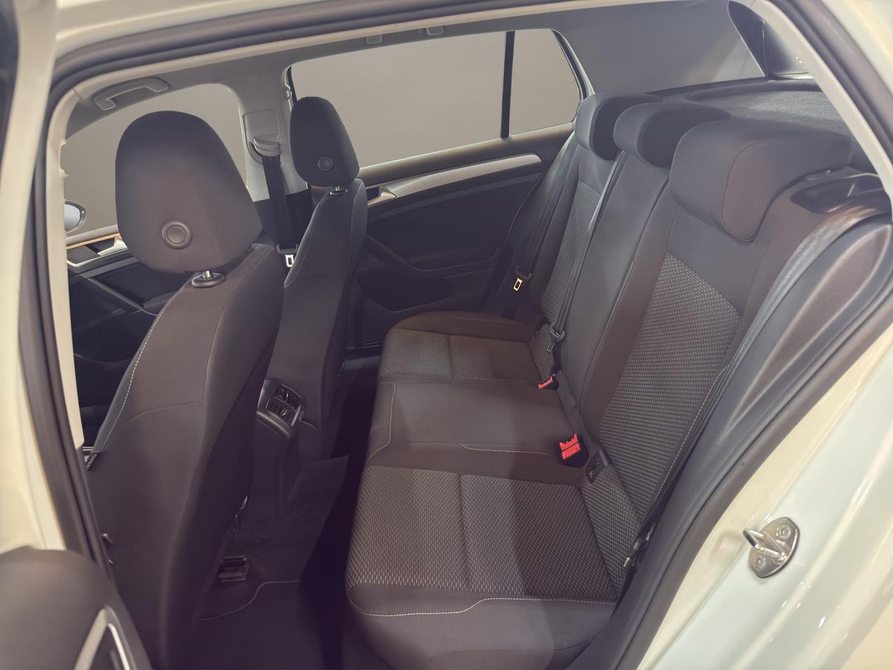 Volkswagen Golf Sport 1.6 TDI 85kW (115CV) - Foto 2