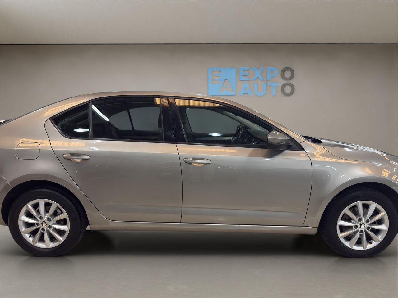 Skoda Octavia 1.6 TDI CR 105cv Ambition - Foto 2