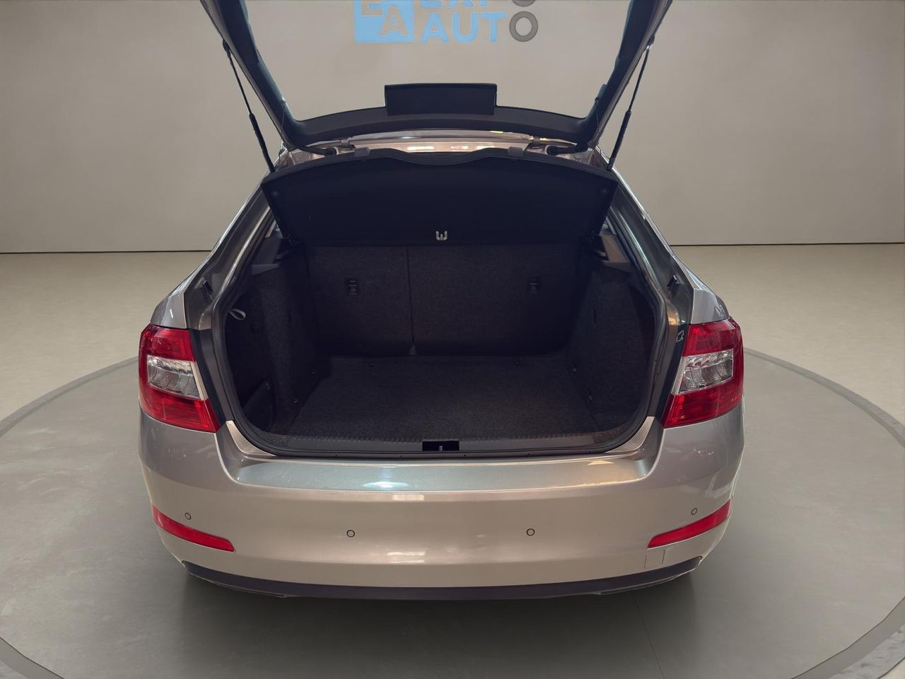 Skoda Octavia 1.6 TDI CR 105cv Ambition - Foto 2