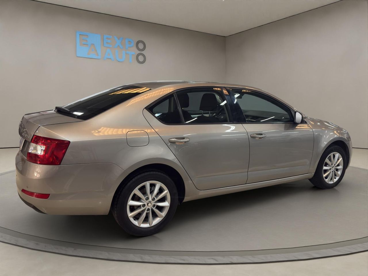 Skoda Octavia 1.6 TDI CR 105cv Ambition - Foto 2