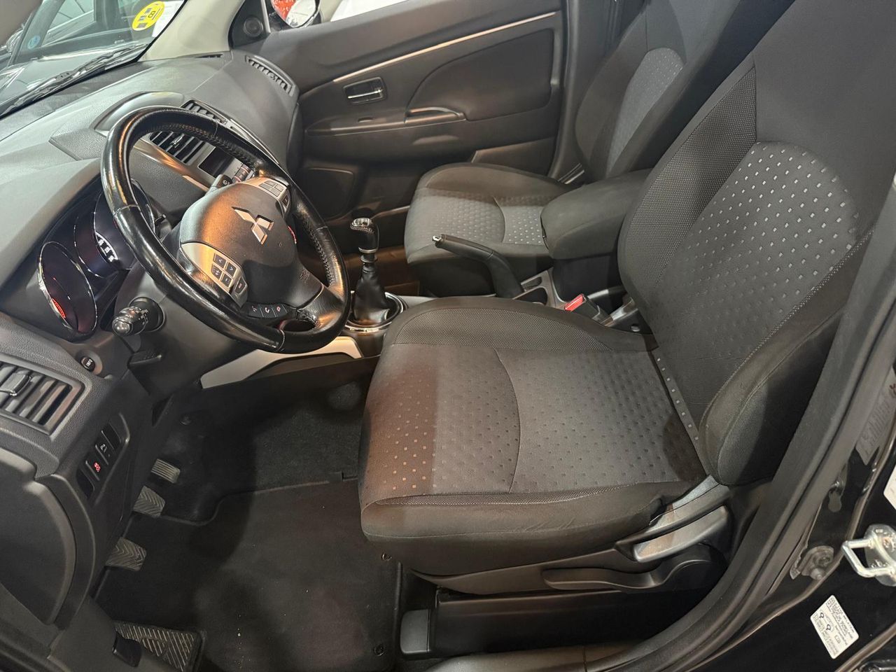 Mitsubishi ASX 200 DI-D Motion - Foto 2
