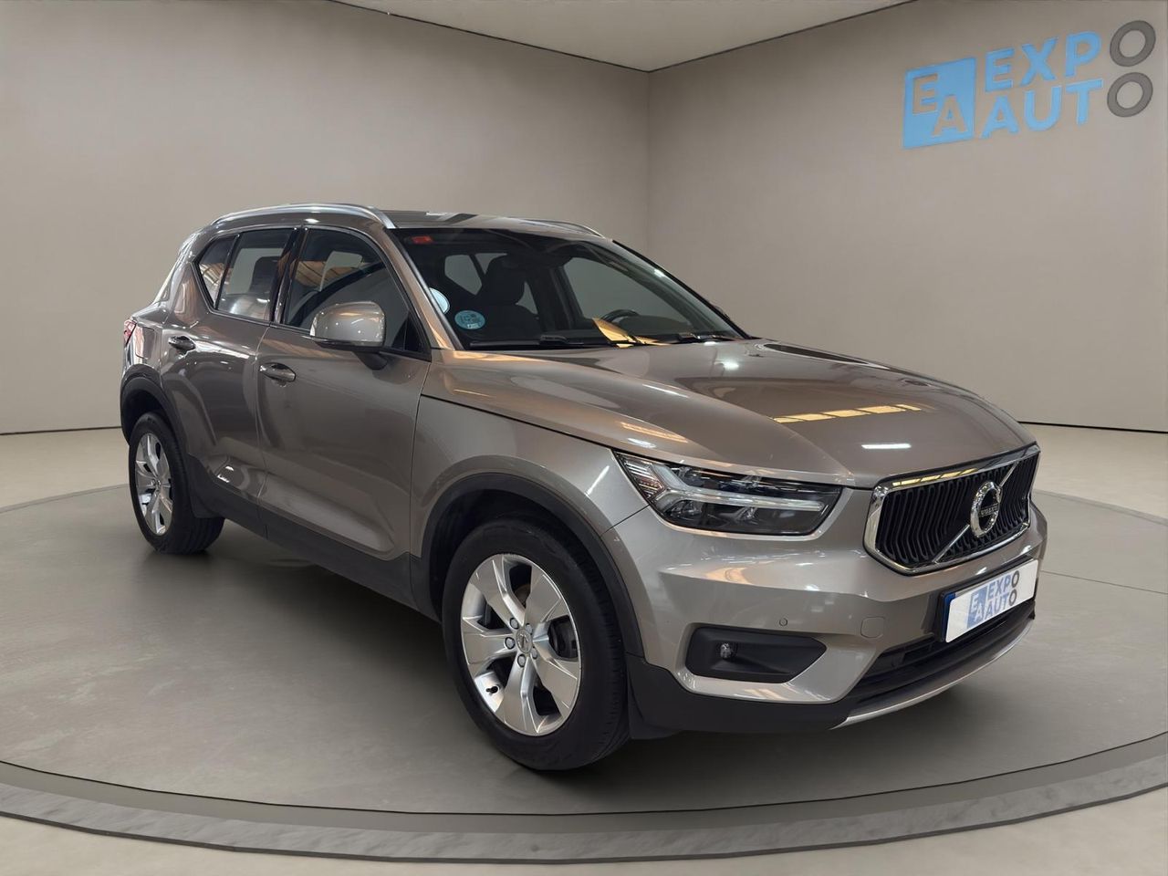 Volvo XC40 1.5 T2 Momentum Core - Foto 2