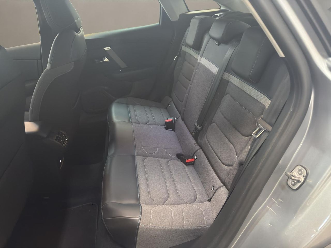 Citroën C4 BlueHDi 130 S&S EAT8 Feel Pack - Foto 2