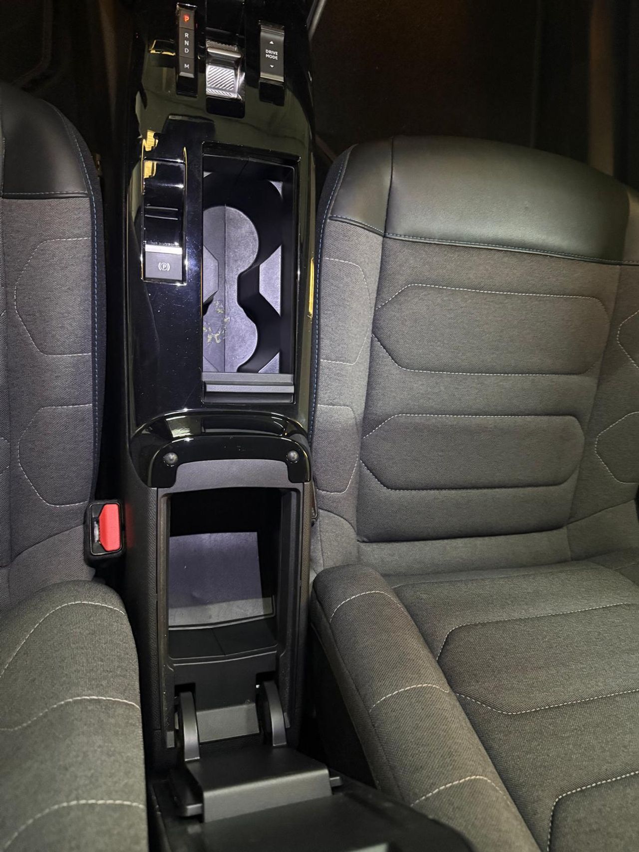 Citroën C4 BlueHDi 130 S&S EAT8 Feel Pack - Foto 2