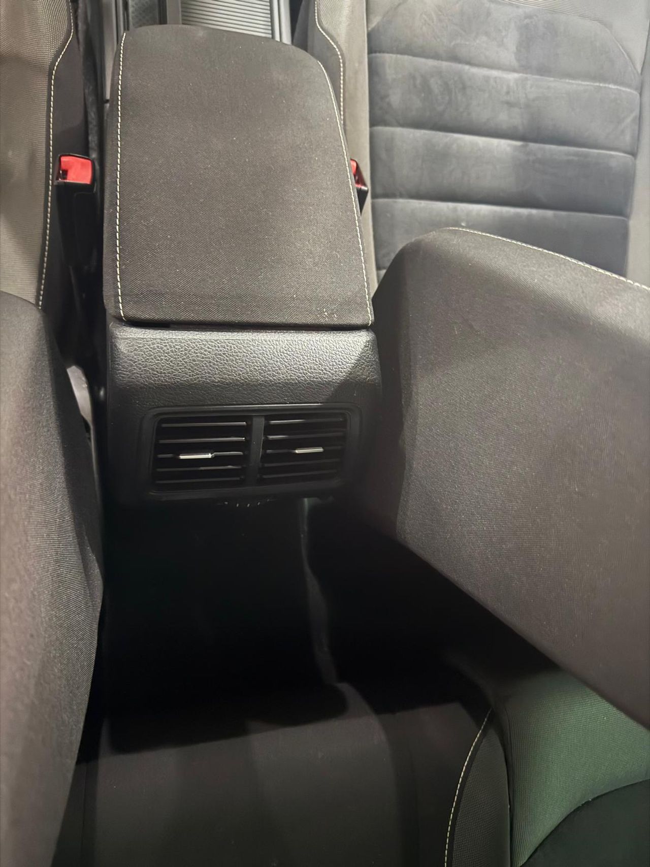 Volkswagen Golf Advance 1.6 TDI 105CV BMT - Foto 2