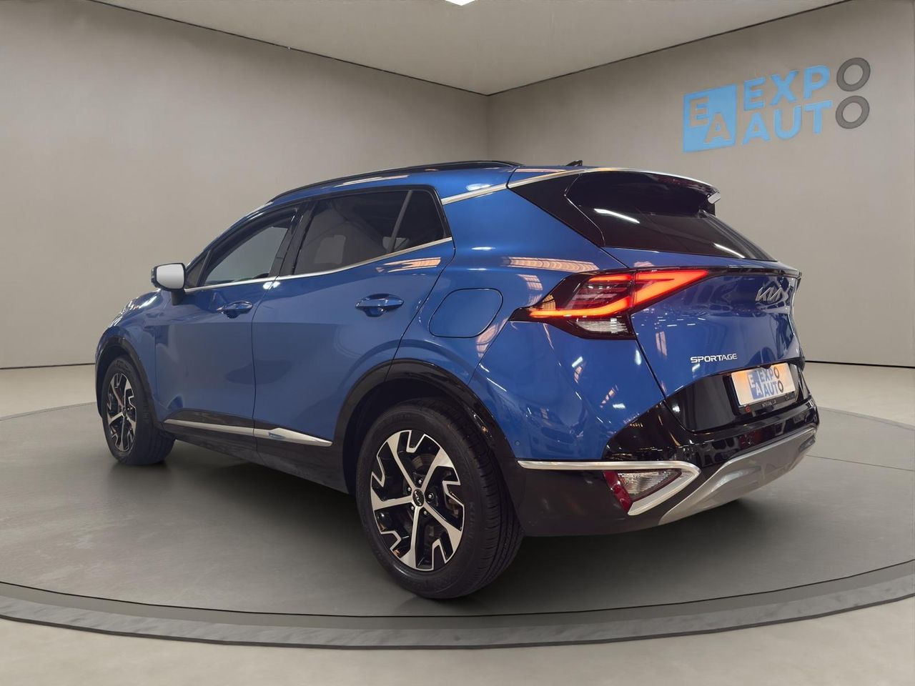 Kia Sportage 1.6 T-GDi MHEV 180CV Tech 4x4 DCT - Foto 2