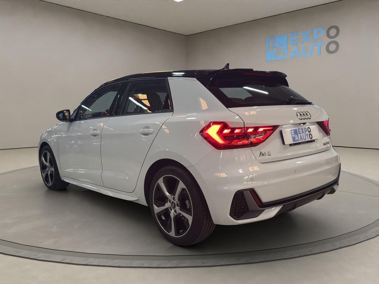 Audi A1 Sportback Adrenal Black 30TFSI 81kW S tr - Foto 2