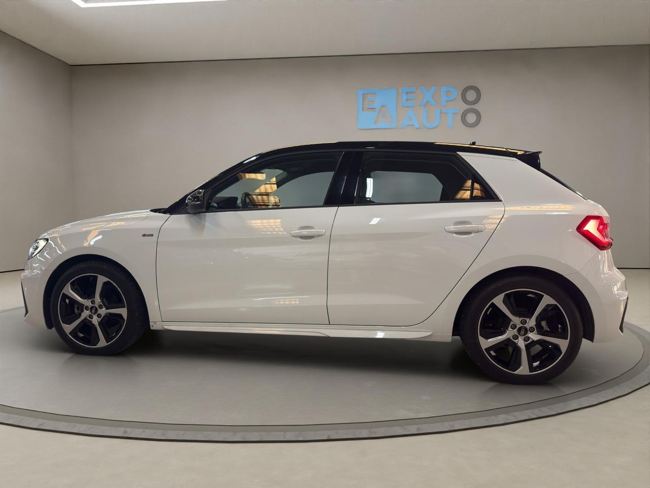 Audi A1 Sportback Adrenal Black 30TFSI 81kW S tr - Foto 2