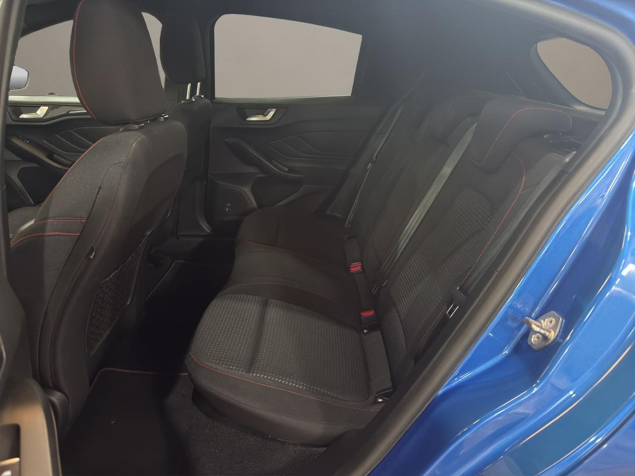 Ford Focus 1.0 Ecoboost MHEV 92kW ST-Line - Foto 2