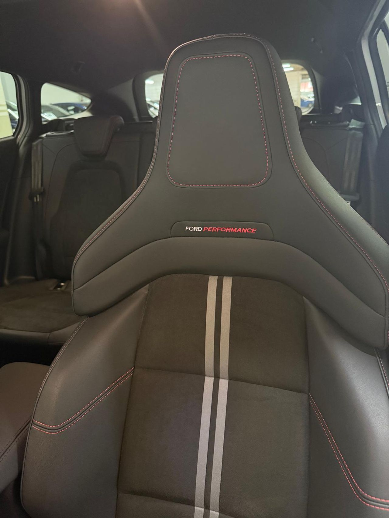 Ford Focus ST 2.3 Ecoboost 206kW (280CV) SB - Foto 2