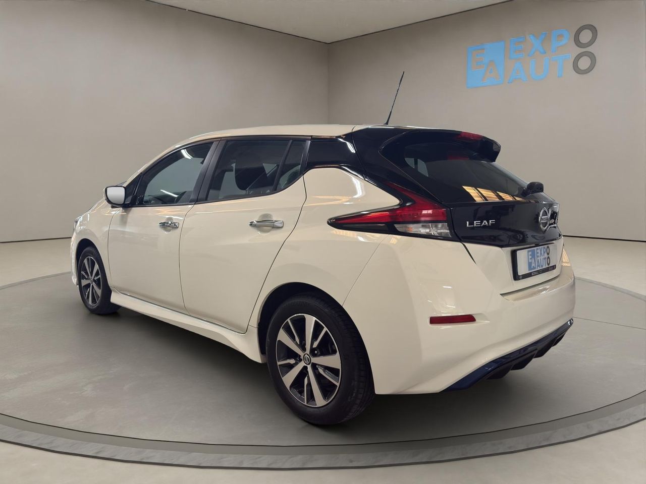Nissan Leaf 40kWh Acenta - Foto 2
