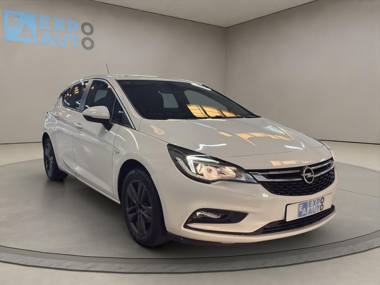 Opel Astra 1.0 Turbo S/S 120 Aniversario - Foto 2