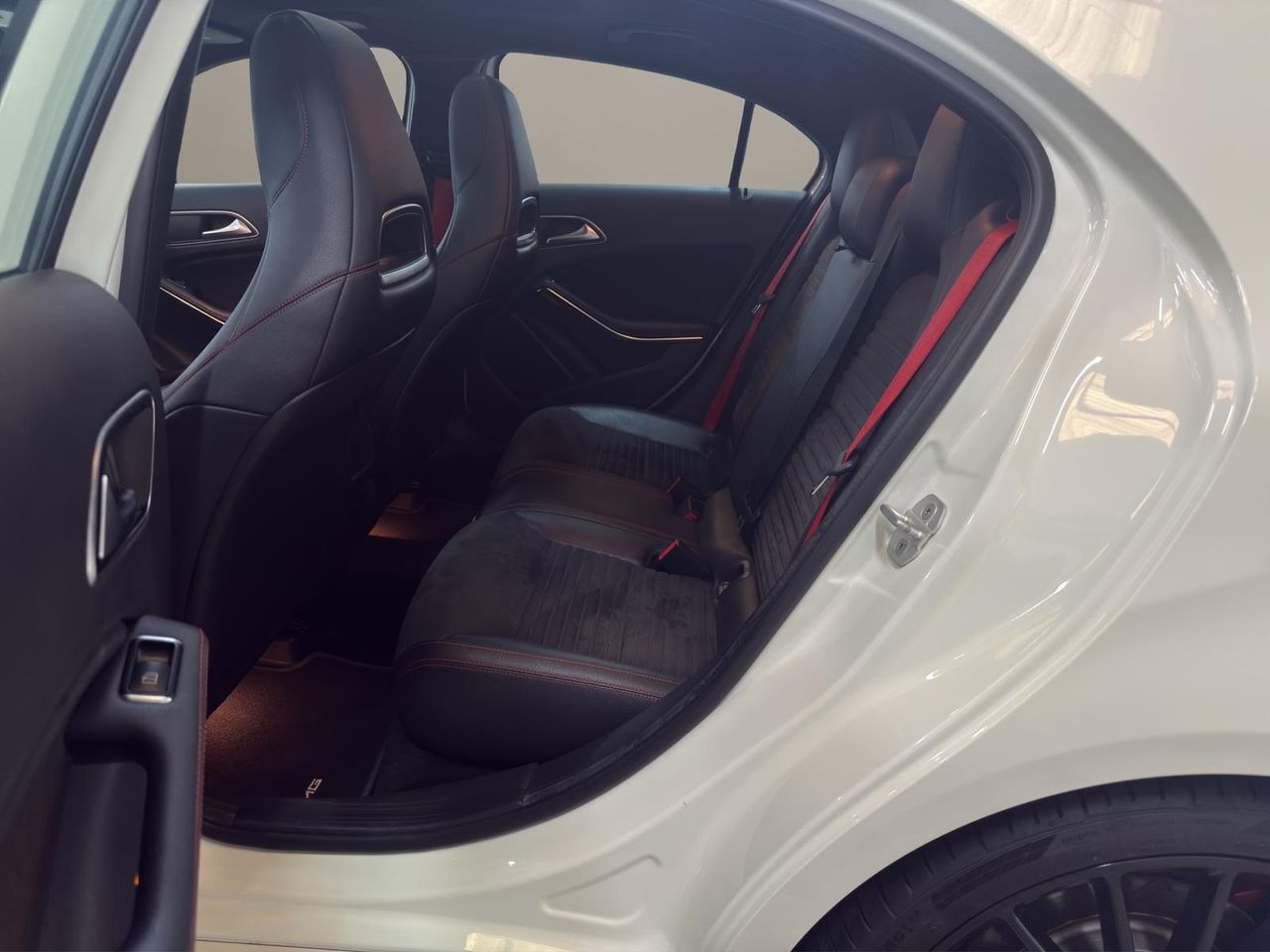 Mercedes Clase A A 45 AMG 4Matic - Foto 2