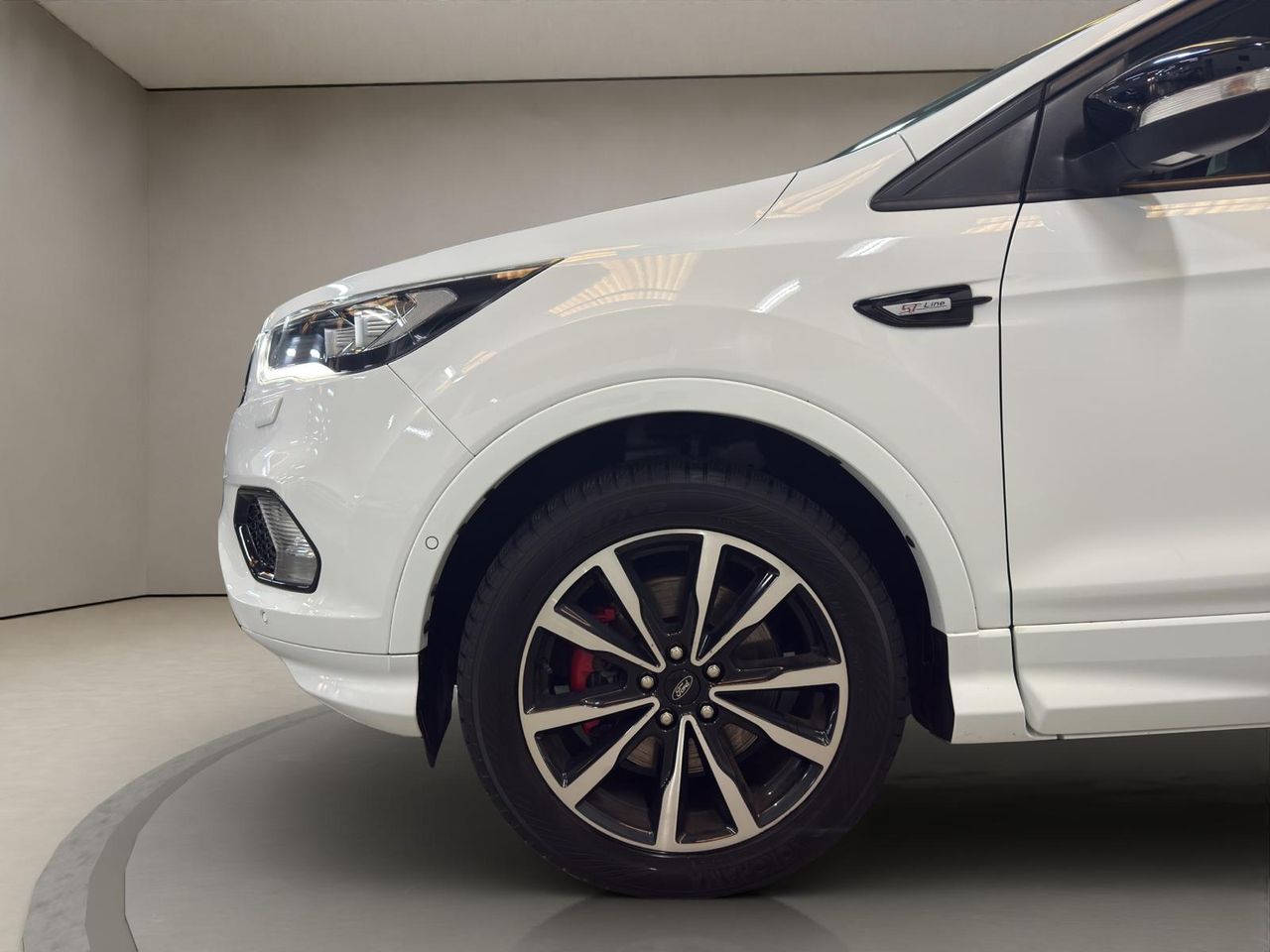 Ford Kuga 1.5 EcoBoost 88kW 4x2 ST-Line - Foto 2