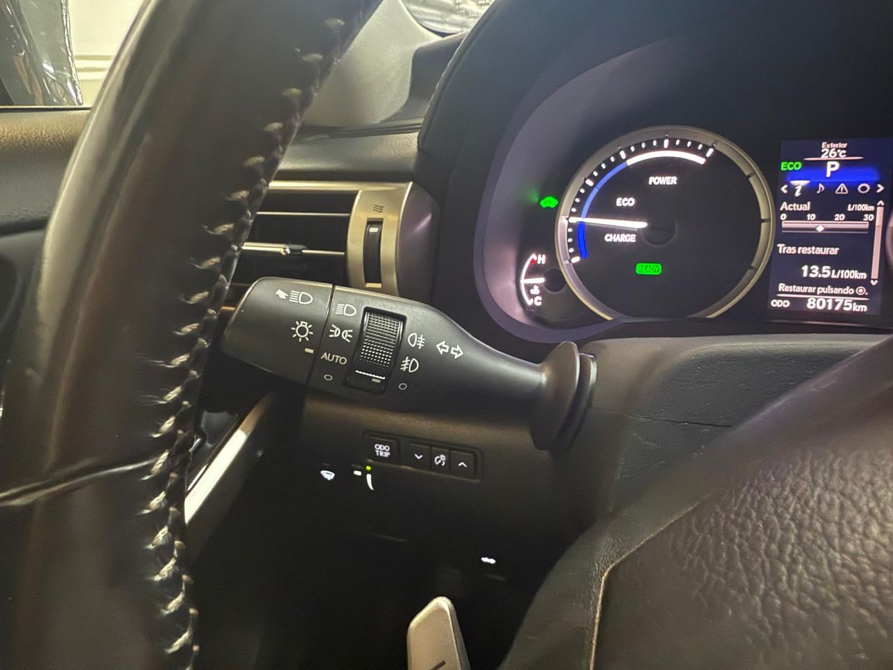 Lexus IS 2.5 300h Executive Navibox - Foto 2