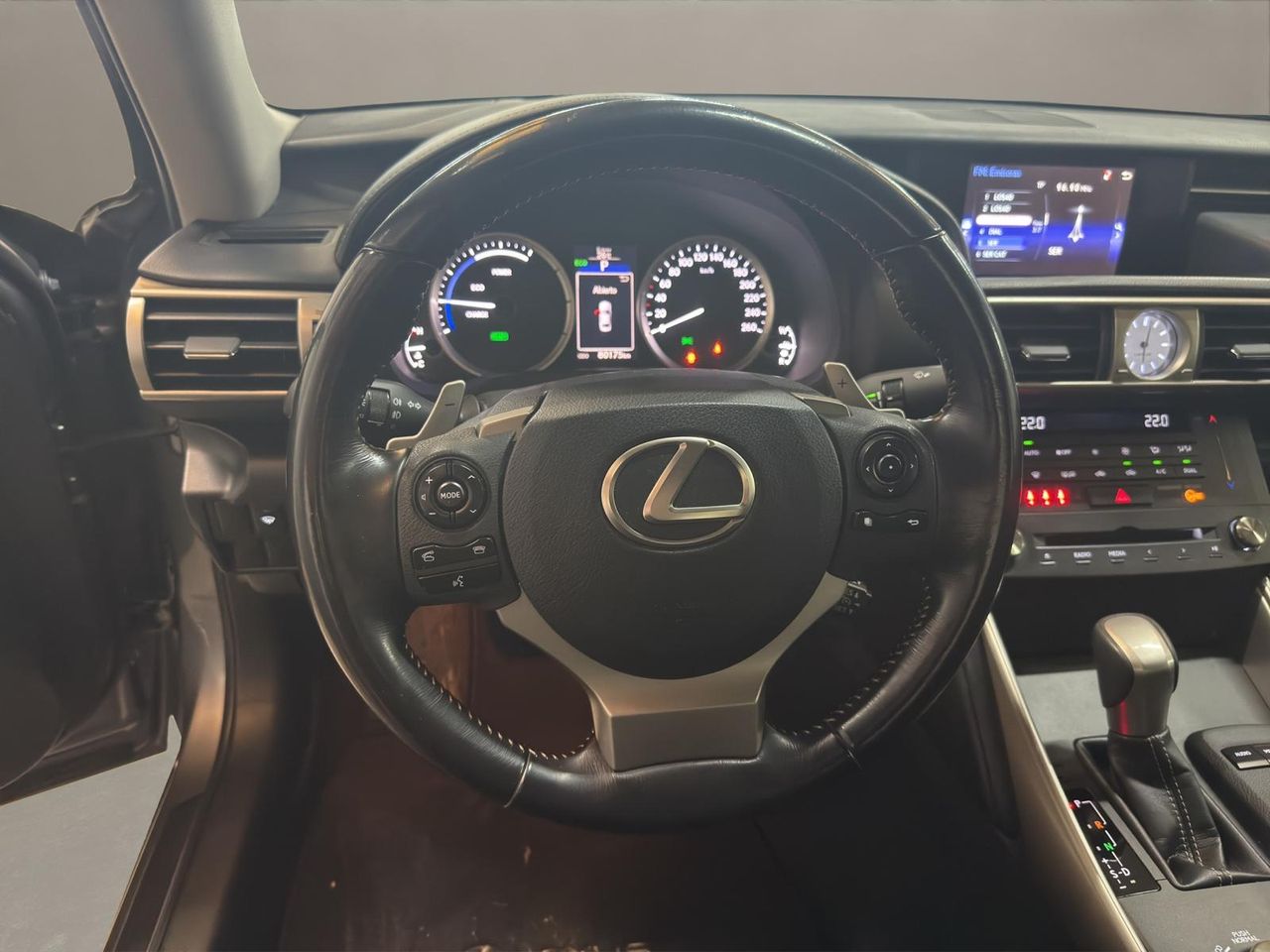 Lexus IS 2.5 300h Executive Navibox - Foto 2