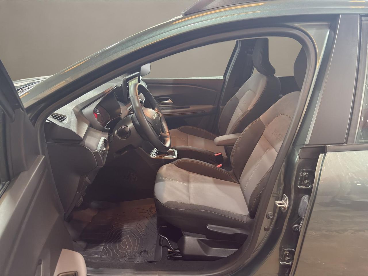 Dacia Sandero Stepway Extreme Go TCe 67kW (90CV) CVT - Foto 2