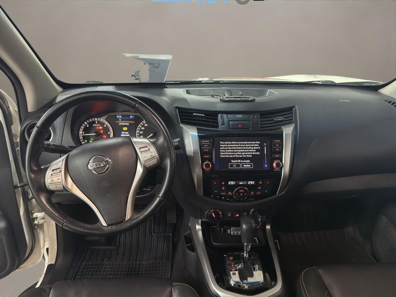 Nissan Navara 2.5 dCi 190CV SE Doble Cabina 4X4 A/T - Foto 2