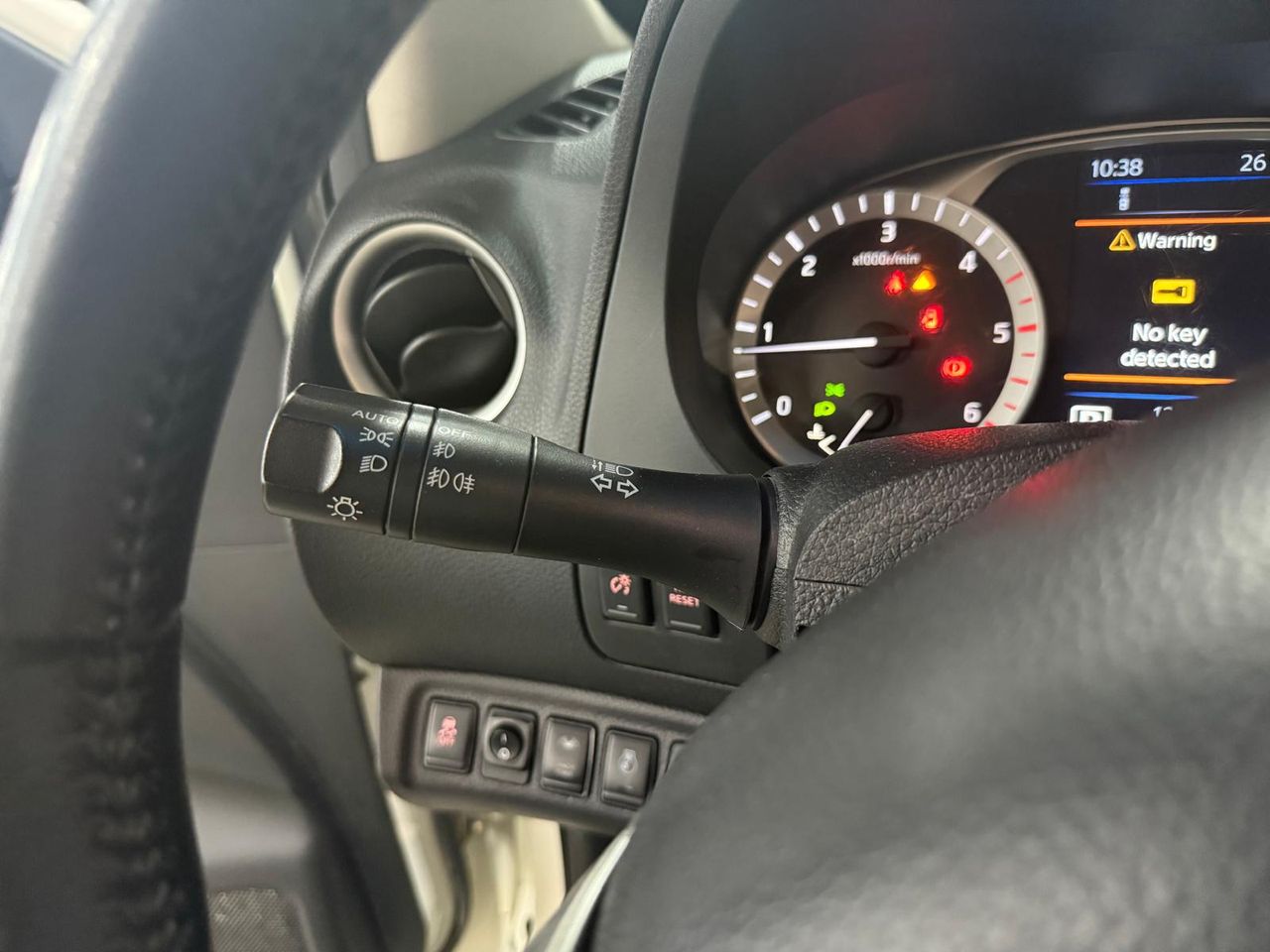 Nissan Navara 2.5 dCi 190CV SE Doble Cabina 4X4 A/T - Foto 2