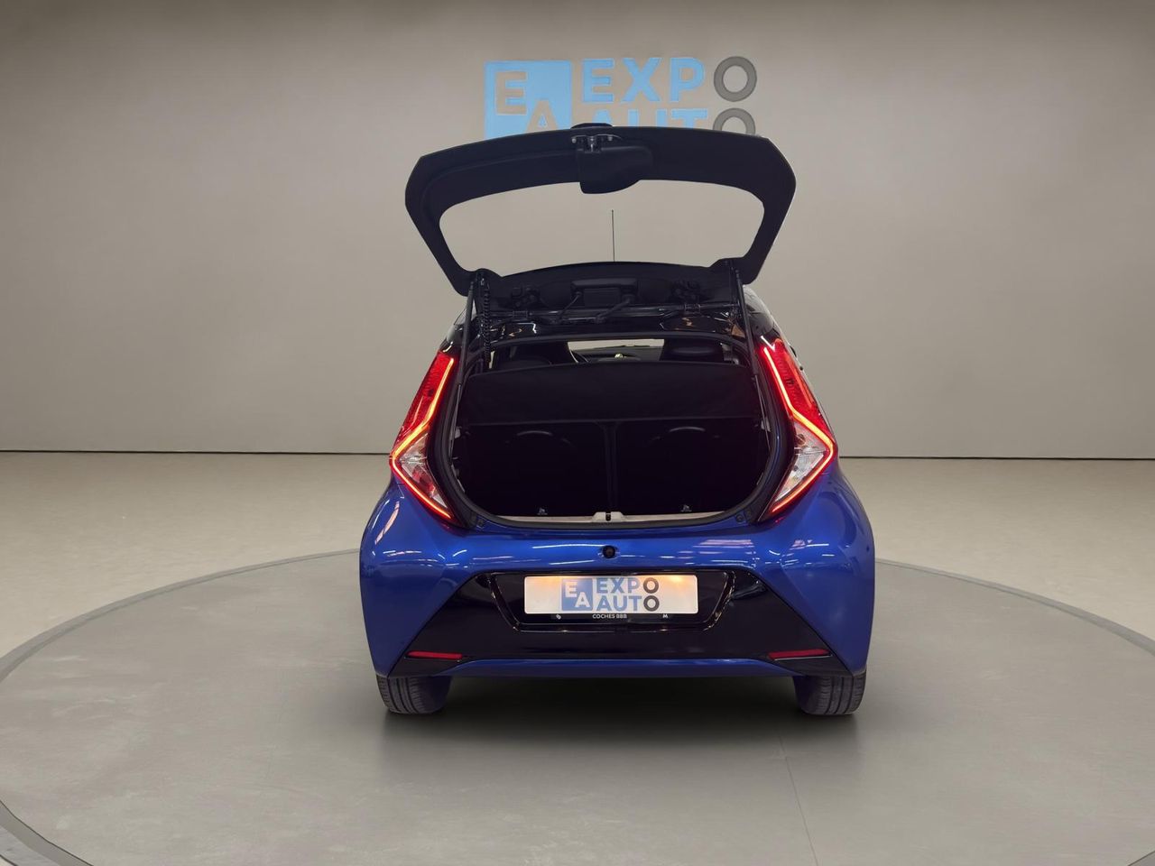 Toyota Aygo 1.0 70 x-clusiv - Foto 2