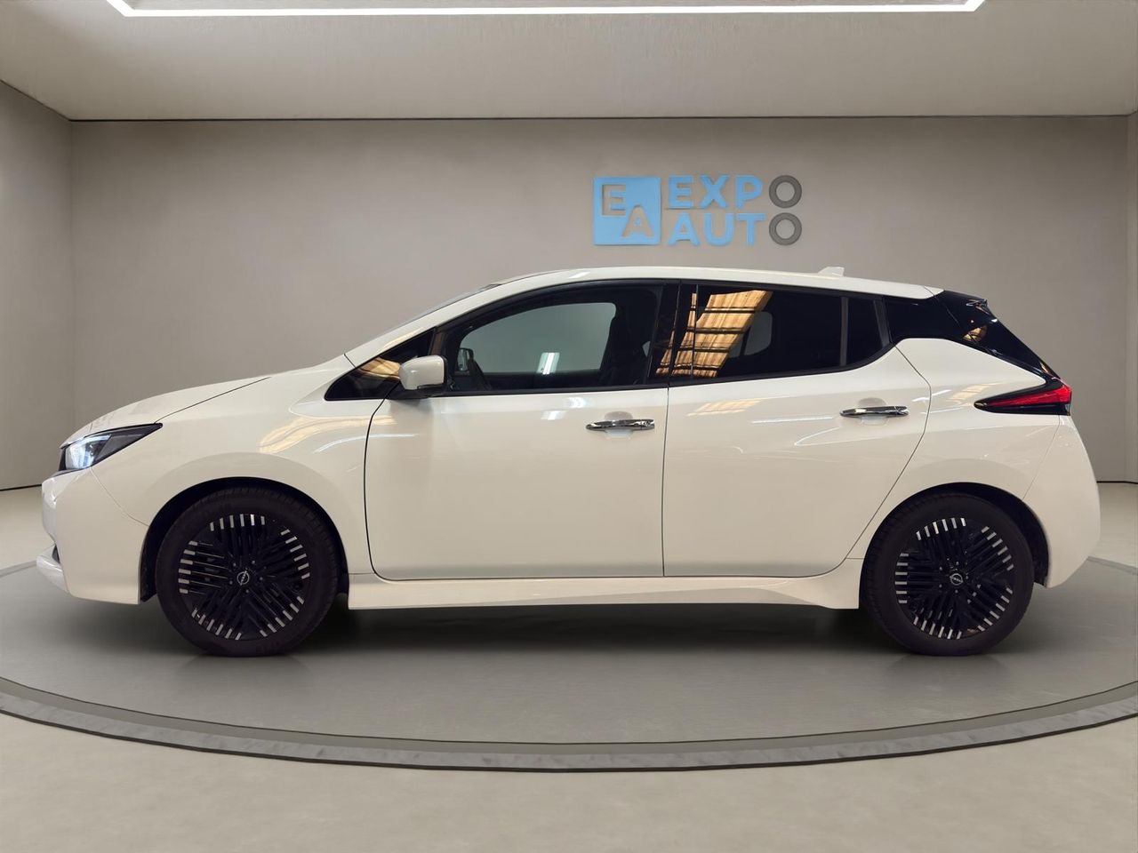 Nissan Leaf 2025  - Foto 2