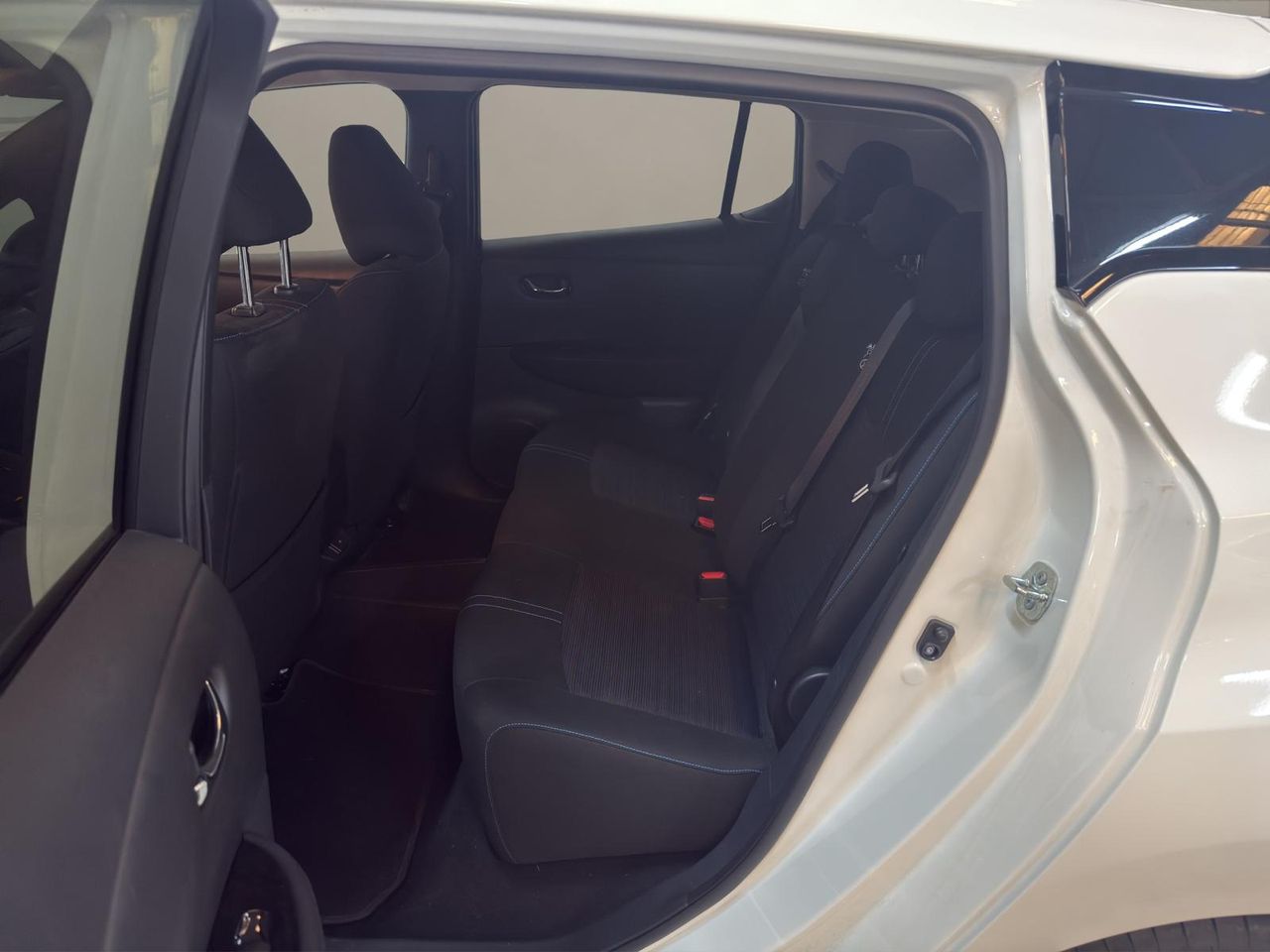 Nissan Leaf 2025  - Foto 2