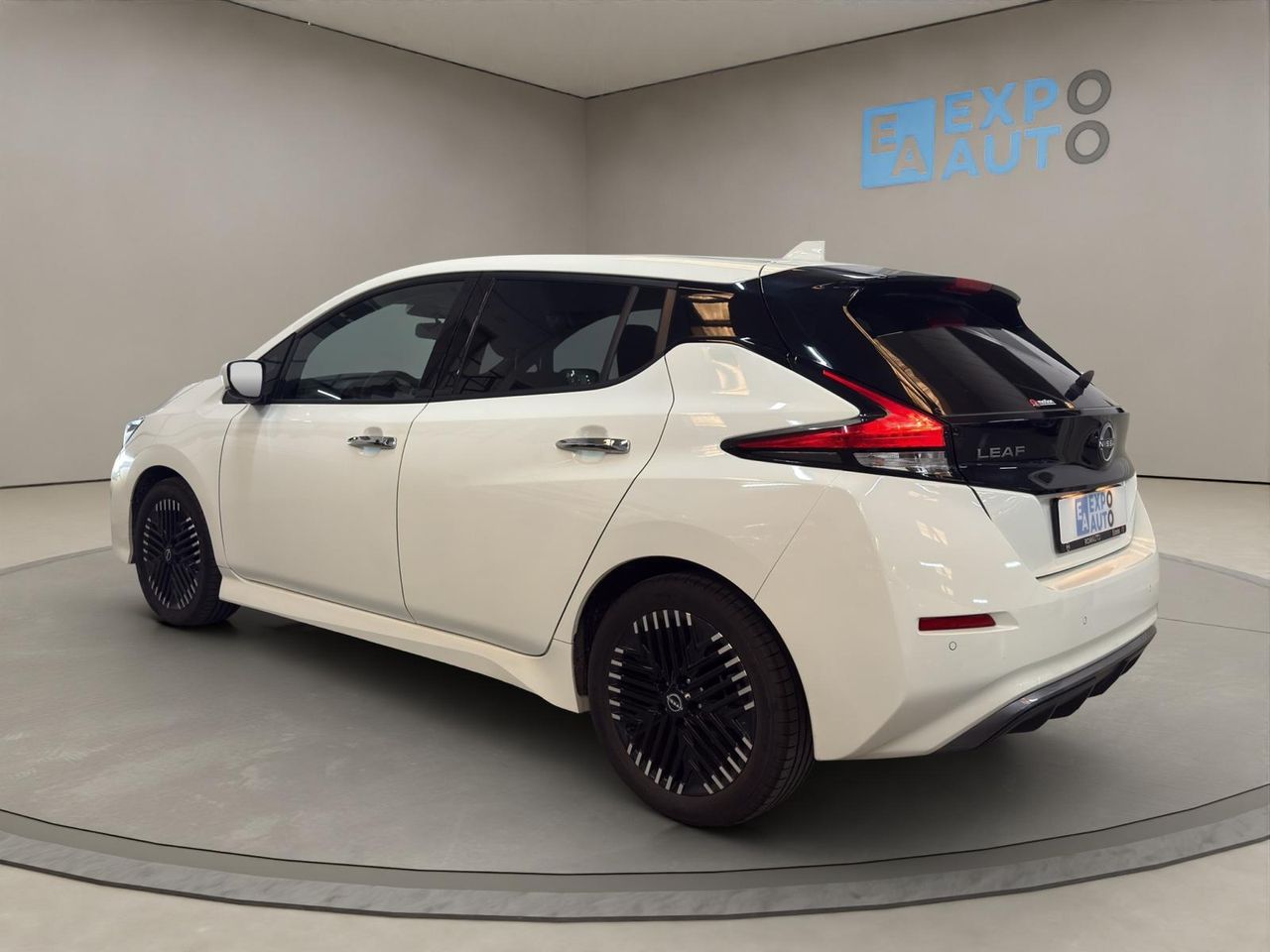 Nissan Leaf 2025  - Foto 2