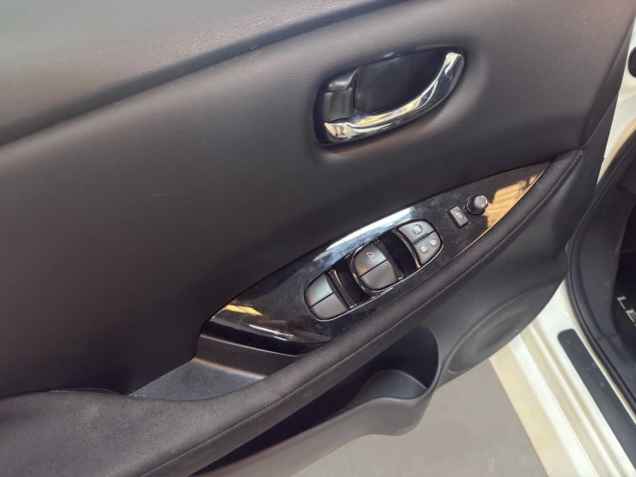 Nissan Leaf 2025  - Foto 2