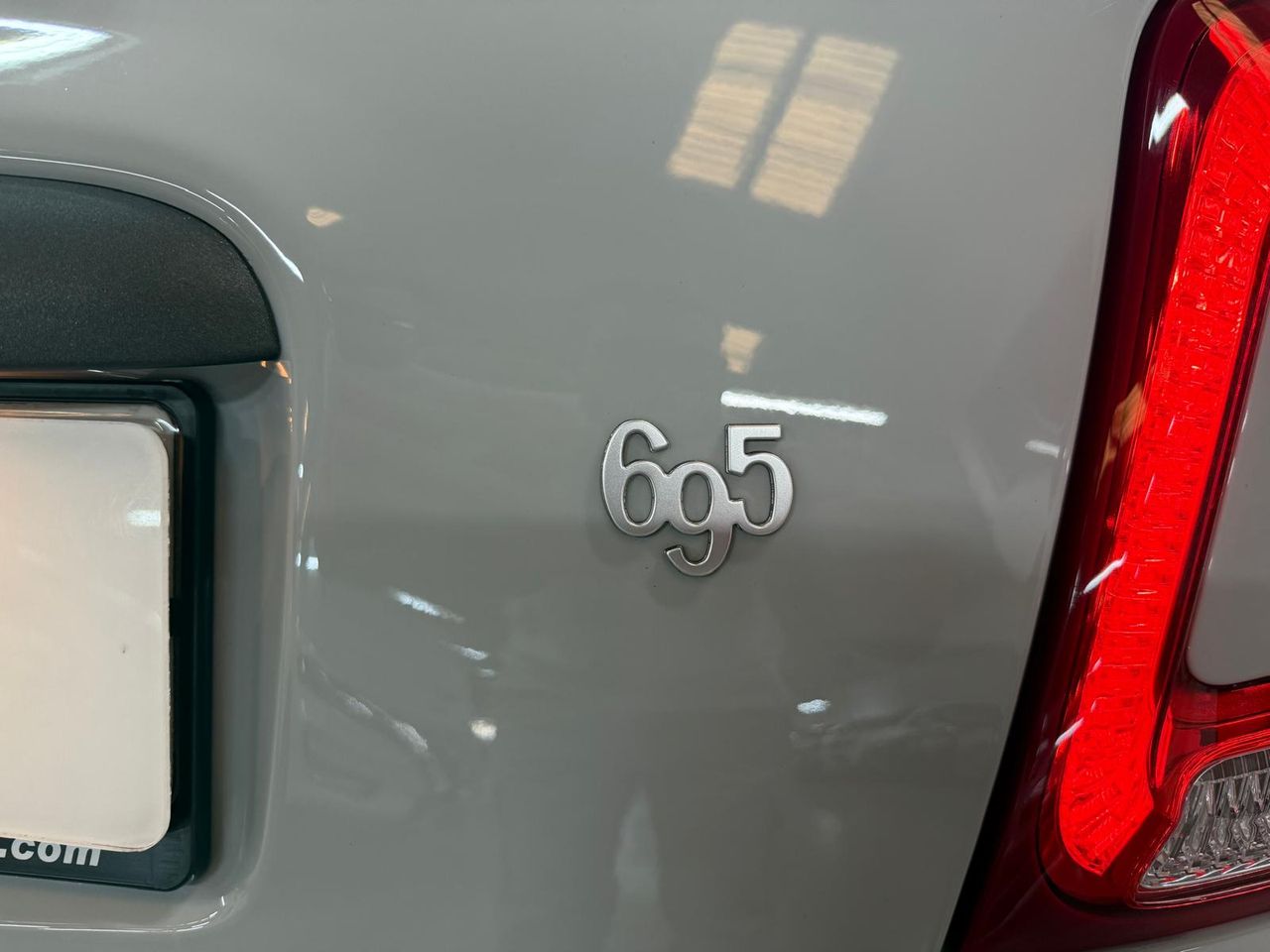 Abarth 500 695 1.4 16v T-Jet 132kW (180 CV) - Foto 2