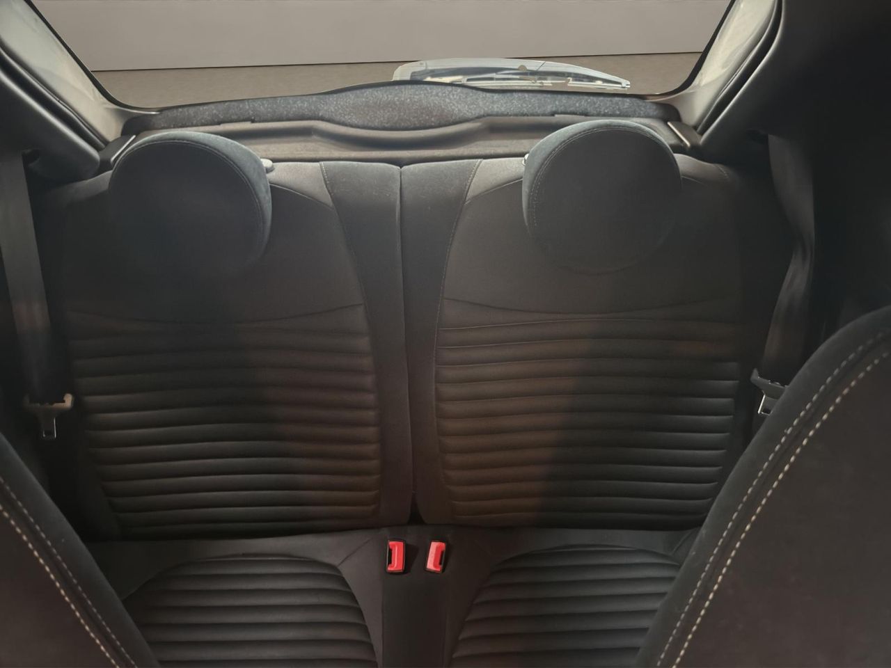 Abarth 500 695 1.4 16v T-Jet 132kW (180 CV) - Foto 2