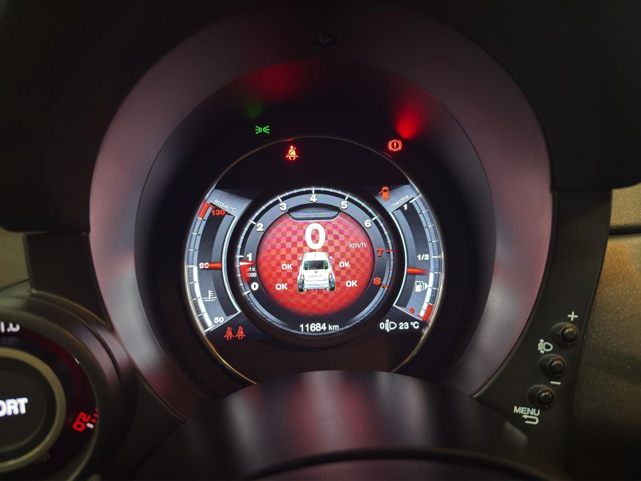 Abarth 500 695 1.4 16v T-Jet 132kW (180 CV) - Foto 2