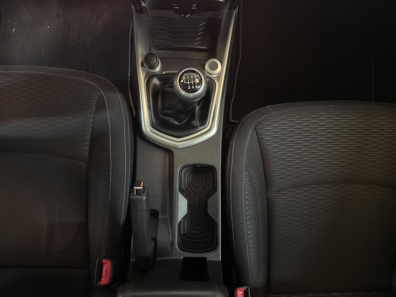 SsangYong Tivoli G16 Limited 4x2 - Foto 2