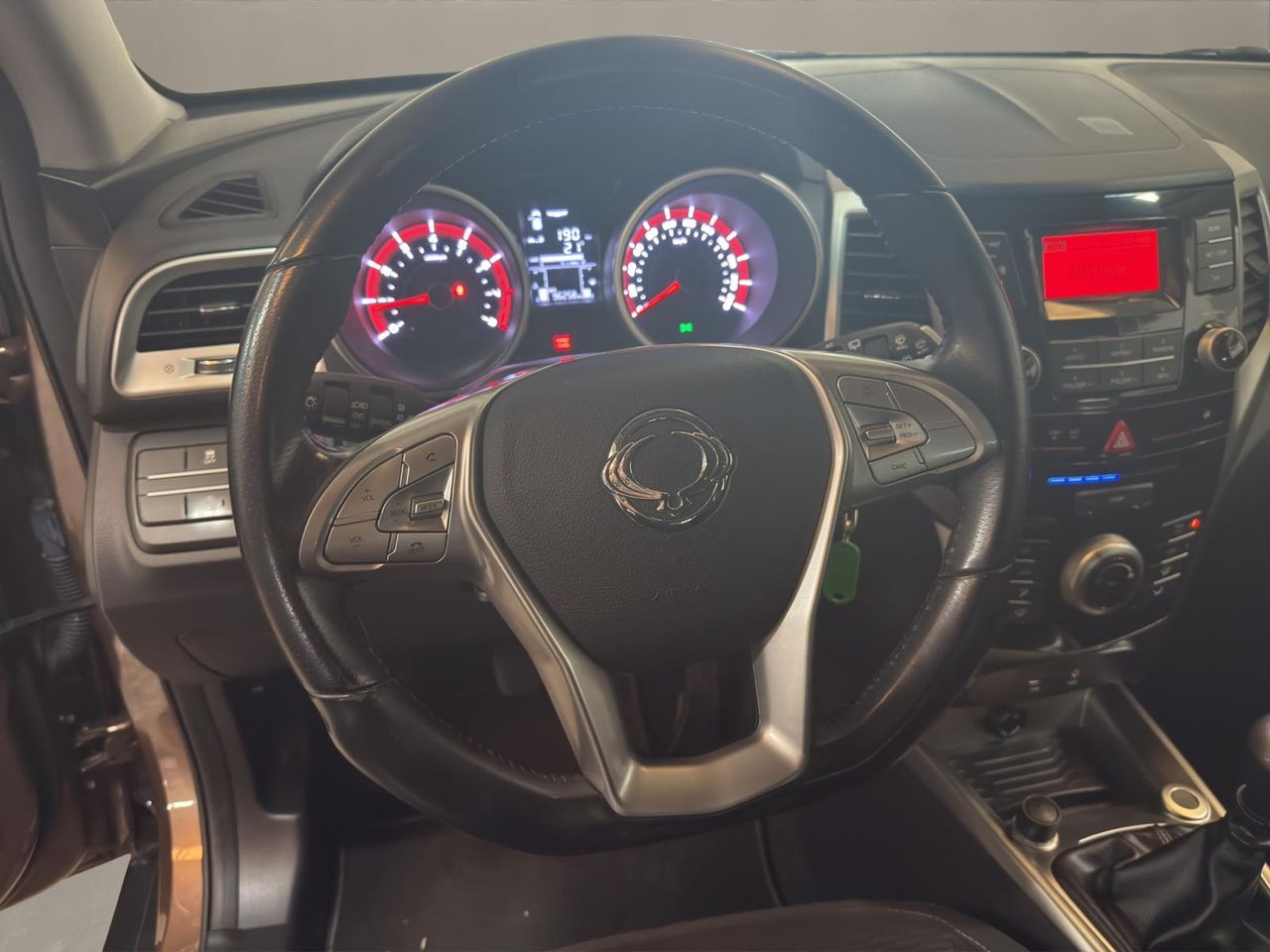 SsangYong Tivoli G16 Limited 4x2 - Foto 2