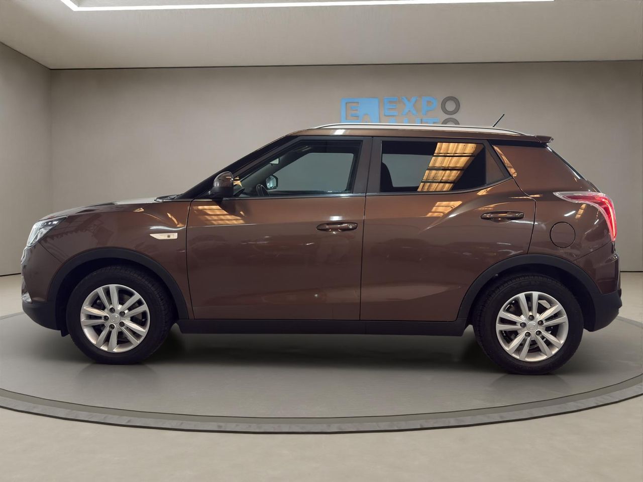 SsangYong Tivoli G16 Limited 4x2 - Foto 2