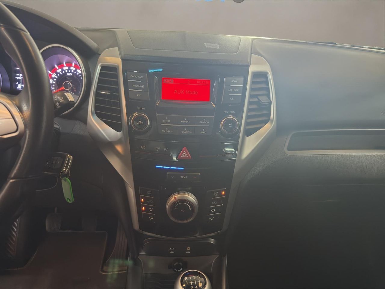 SsangYong Tivoli G16 Limited 4x2 - Foto 2