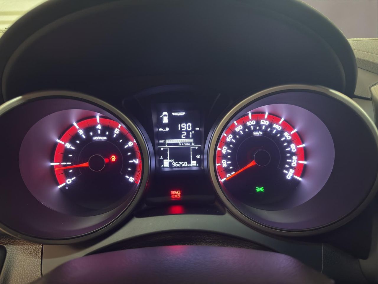 SsangYong Tivoli G16 Limited 4x2 - Foto 2