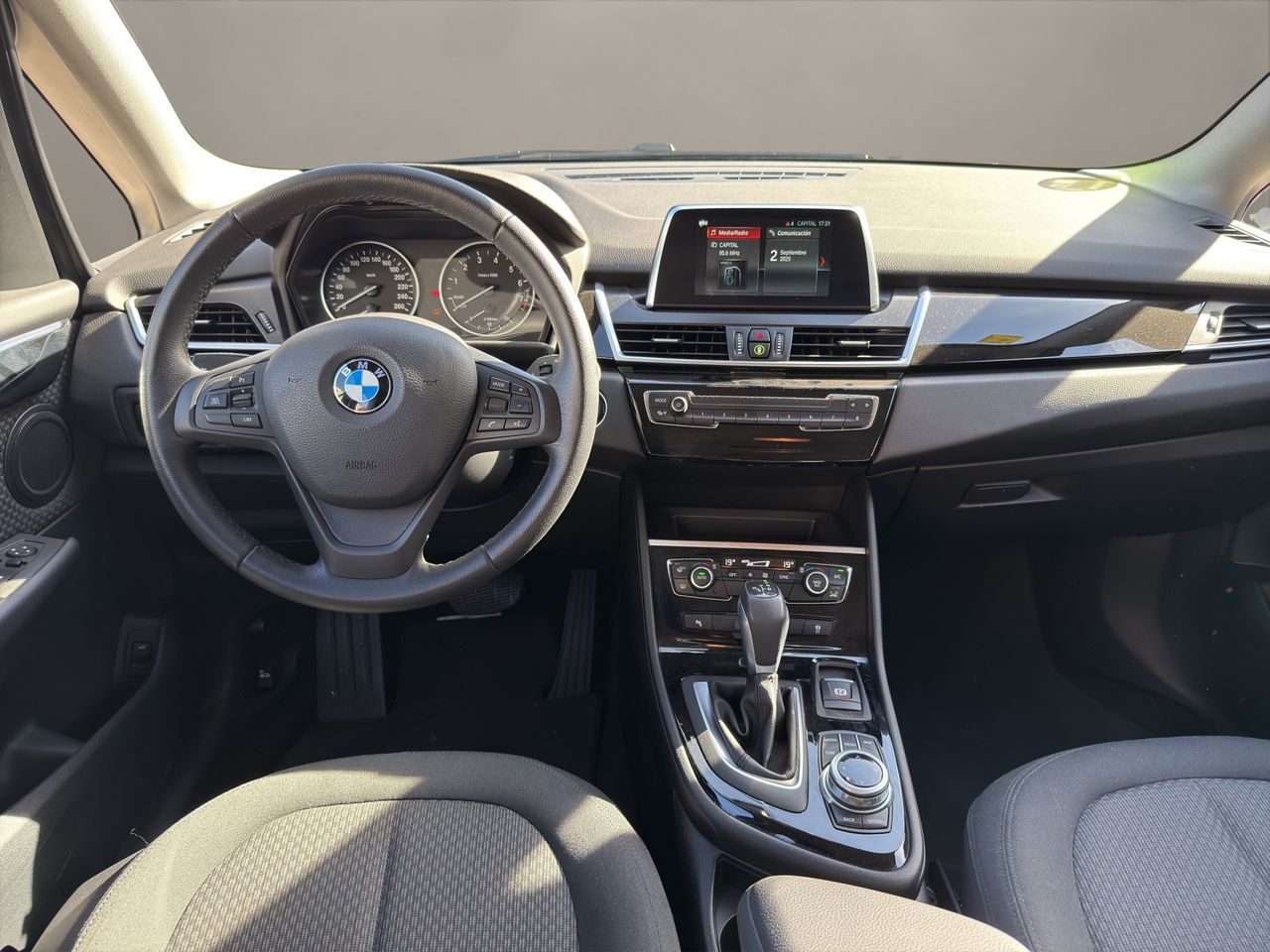 BMW Serie 2 Active Tourer 218i  - Foto 2