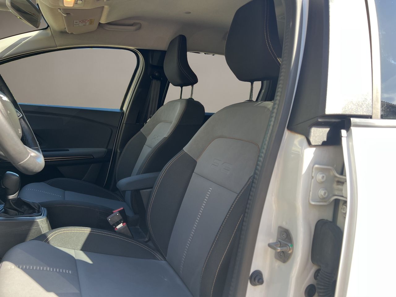 Dacia Jogger Jogger Extreme HYBRID 105kW 140CV 7 plazas  - Foto 2