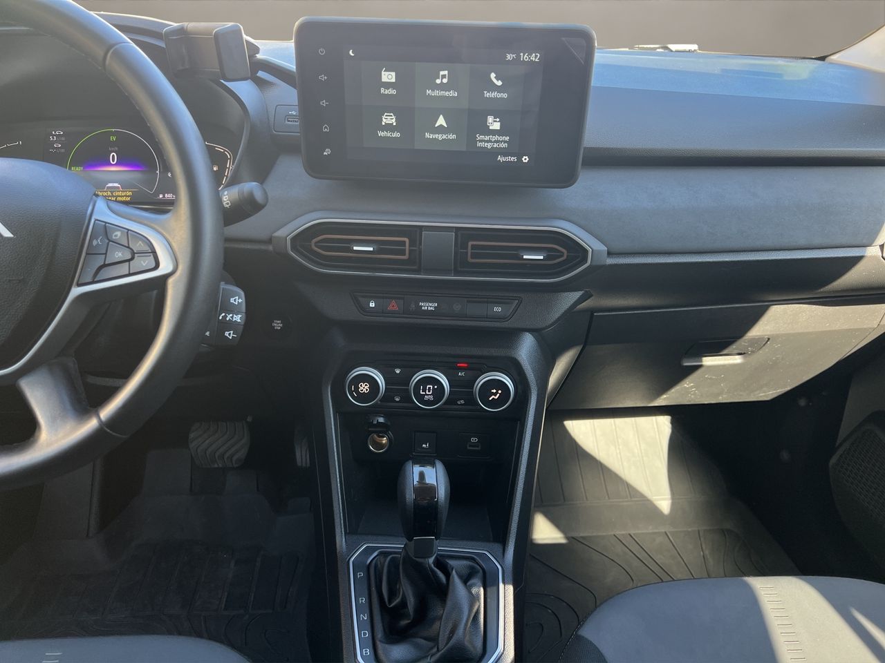 Dacia Jogger Jogger Extreme HYBRID 105kW 140CV 7 plazas  - Foto 2