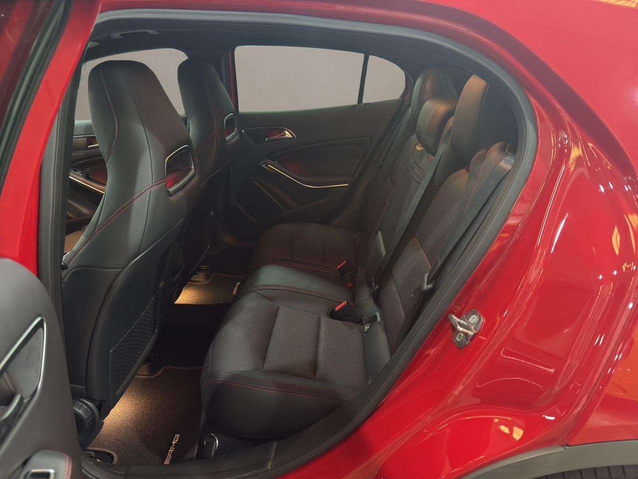 Mercedes GLA GLA 250 4MATIC - Foto 2