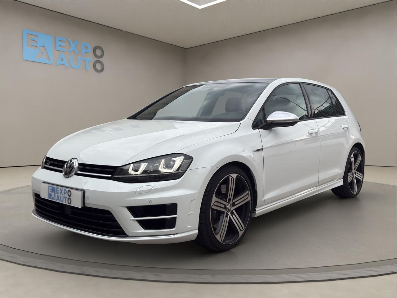 Volkswagen Golf R 2.0 TSI 300CV BMT 4Motion DSG - Foto 2