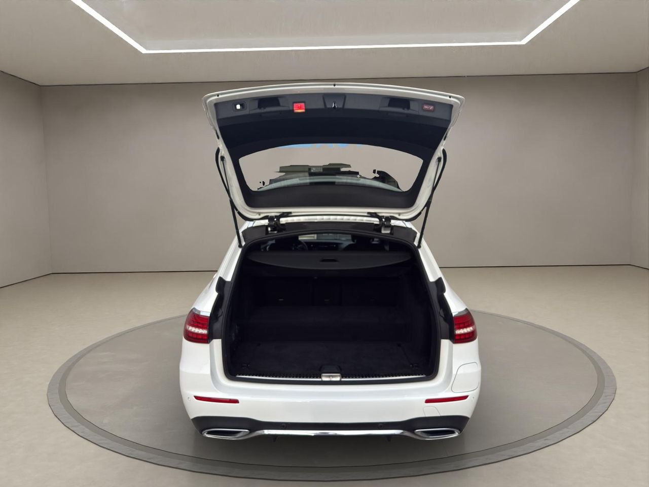 Mercedes Clase E E 300 e Estate - Foto 2