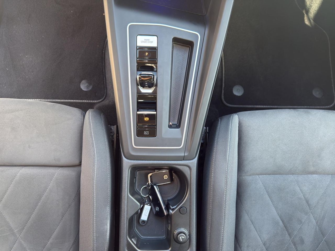 Volkswagen Golf eHybrid 1.4 TSI 150kW (204CV) DSG - Foto 2