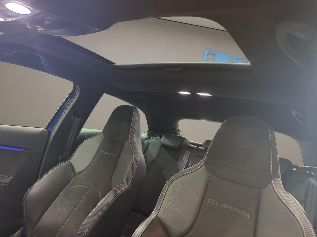 Seat Leon 2.0 TSI 221kW (300CV) DSG-6 St&Sp CUPRA - Foto 2