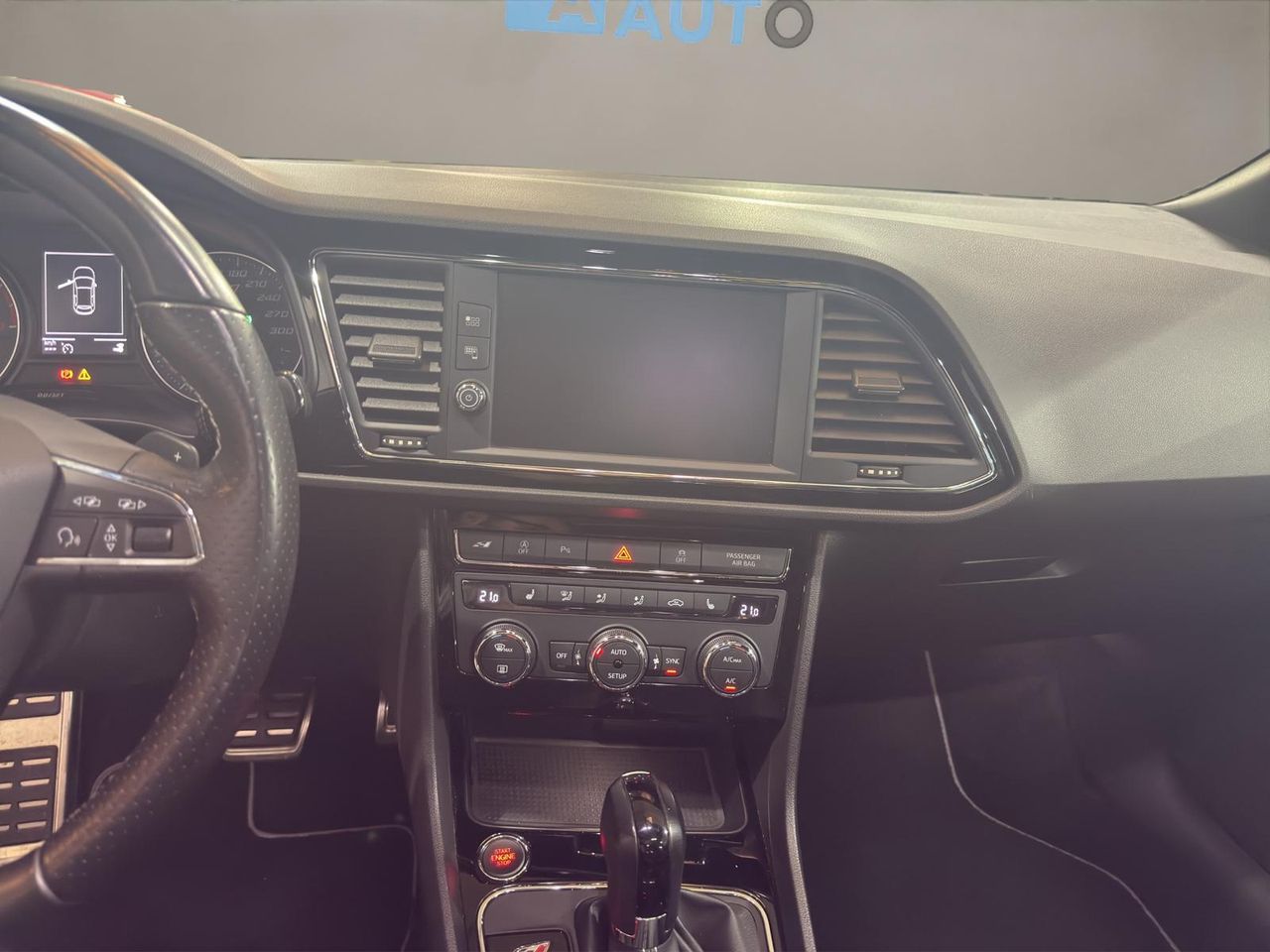 Seat Leon 2.0 TSI 221kW (300CV) DSG-6 St&Sp CUPRA - Foto 2