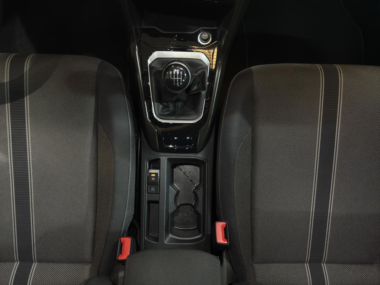 Volkswagen T-Roc Advance Style 1.5 TSI 110kW (150CV) - Foto 2